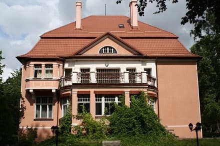 Villa auf der Kutusowa Str. 13