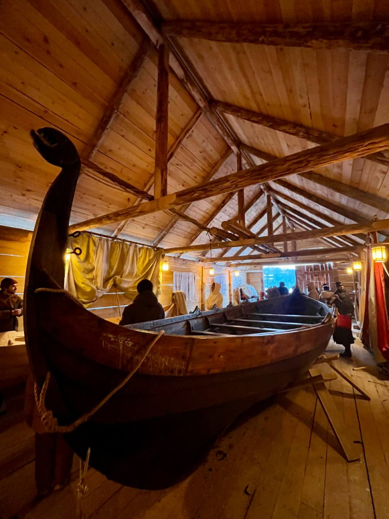 photo_5456188584848199746_y.jpg photo_5456188584848199746_y.jpg