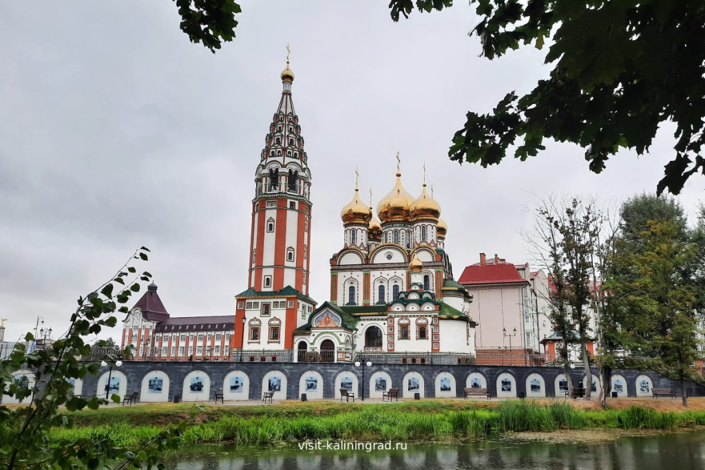 Храм памятник Всех Святых в Гусеве.visit-kaliningrad.ru