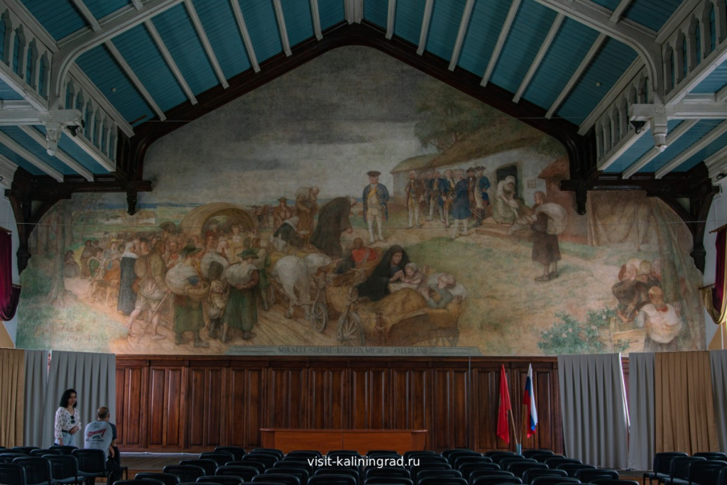 Фреска Отто Хайхерта в Гусеве.visit-kaliningrad.ru