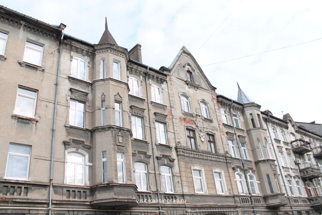 Жилой комплекс Порт-Артур в Черняховске.visit-kaliningrad.ru Жилой комплекс Порт-Артур в Черняховске.visit-kaliningrad.ru