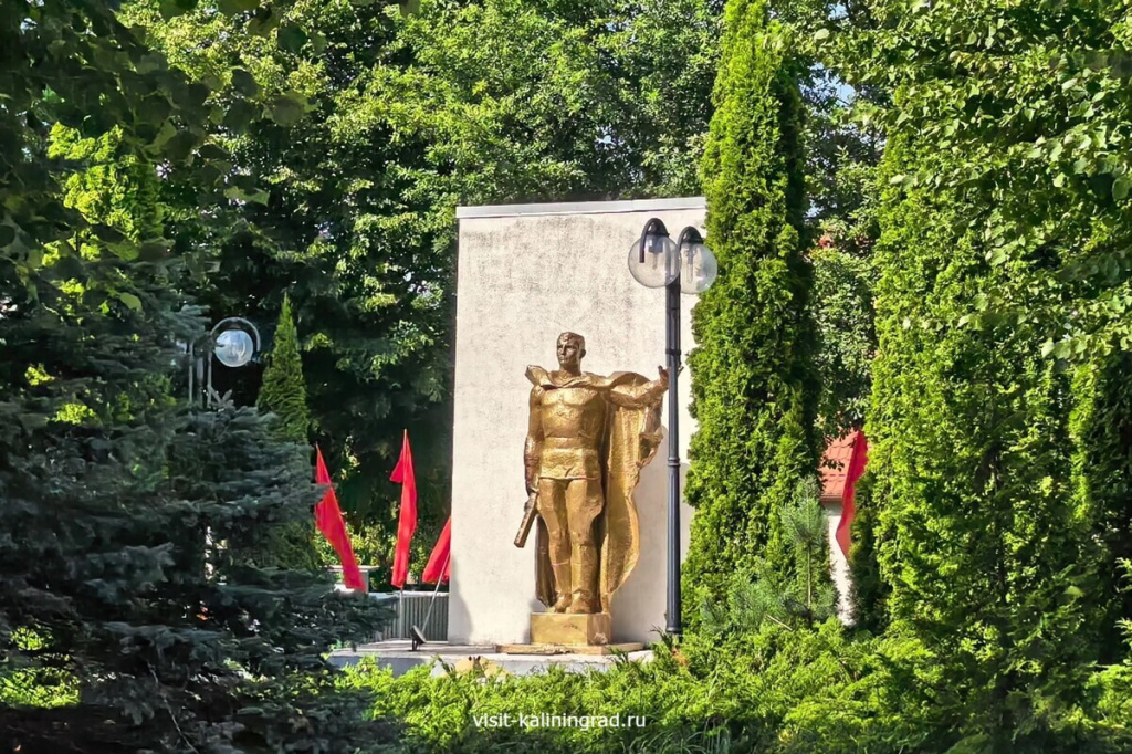 Мемориал ВОВ в Янтарном.visit-kaliningrad.ru Мемориал ВОВ в Янтарном.visit-kaliningrad.ru