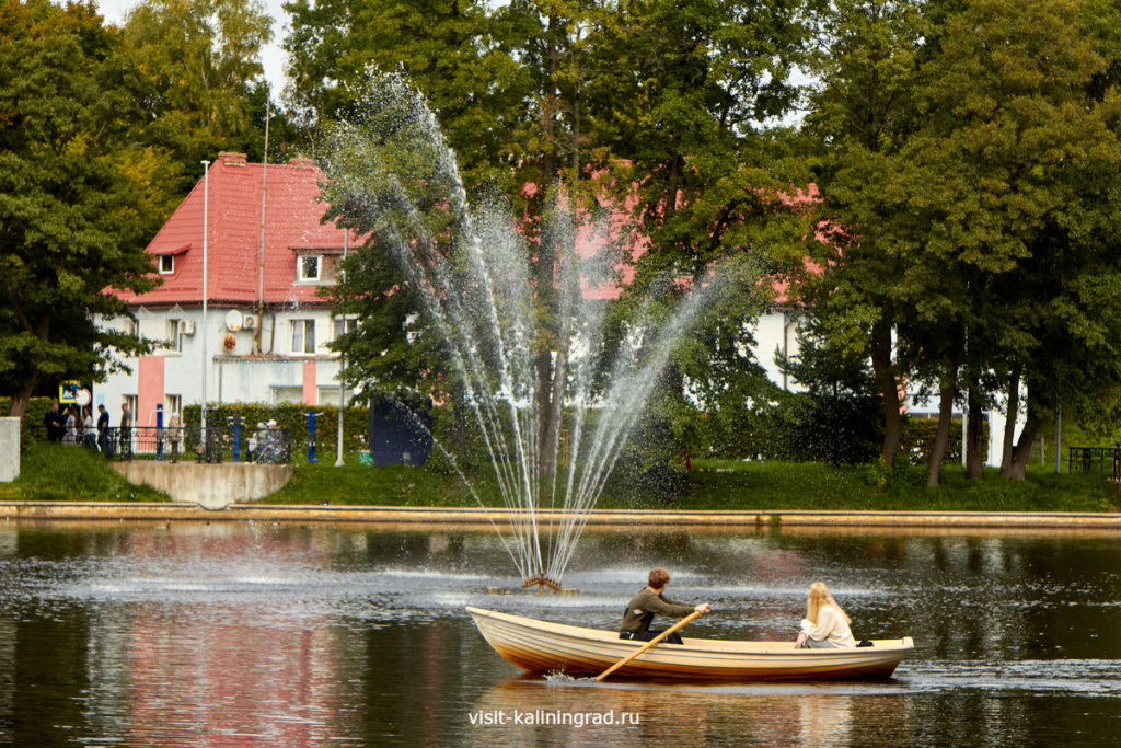 Активный отдых у Тихого озера в Светлогорске.visit-kaliningrad.ru Активный отдых у Тихого озера в Светлогорске.visit-kaliningrad.ru