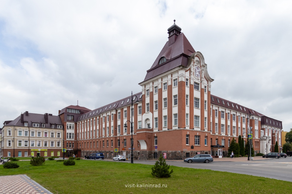 Здание управления Гумбиннена в Гусеве.visit-kaliningrad.ru
