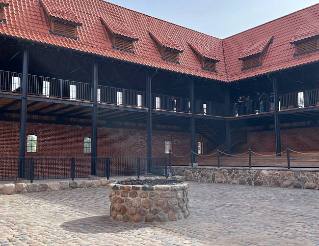 Замок «Тапиау» и город Гвардейск