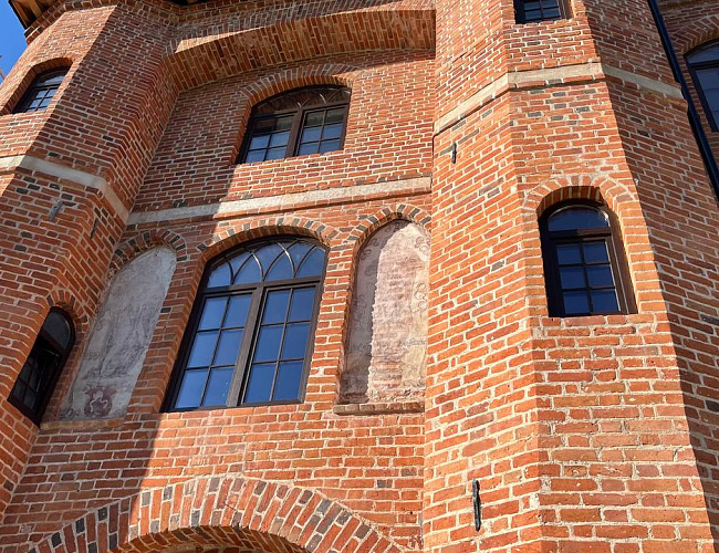 Замок «Нойхаузен» и сыроварня «ШаакенДорф»