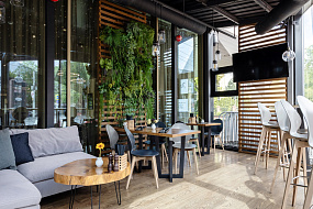 Brasserie de Verres en Vers / Брассери дэ Вэрр ан Вэр