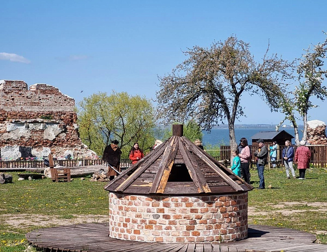 Замок Бранденбург