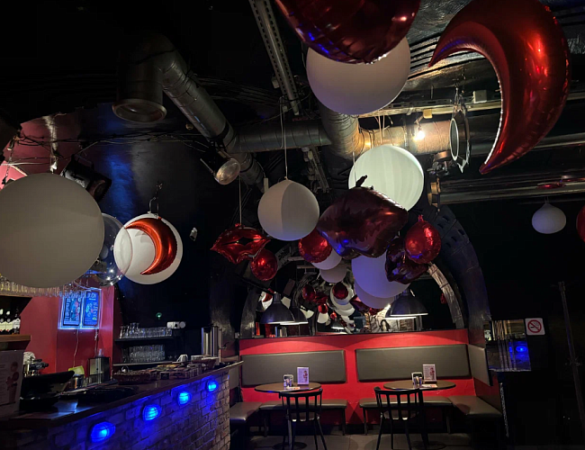 Клуб «Амстердам»