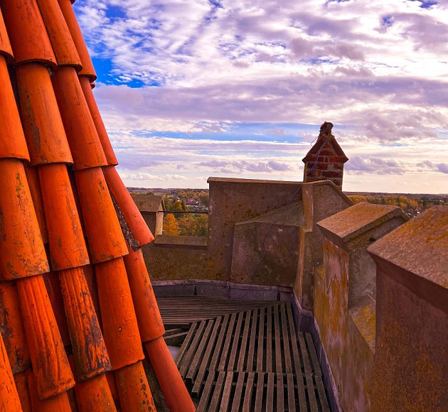 Сквозь пыль веков