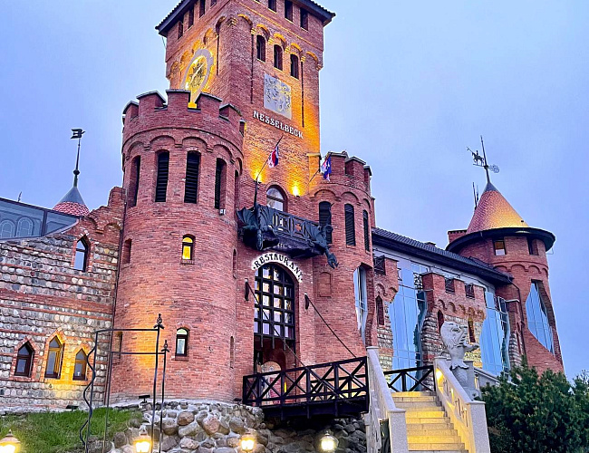 Куршская коса, замок «Нессельбек» и Зеленоградск - путешествие между эпохами