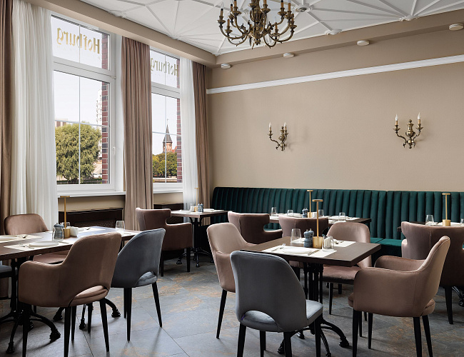 Отель «Kaiserhof» / «Кайзерхоф»