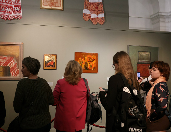 Красный –хит сезона