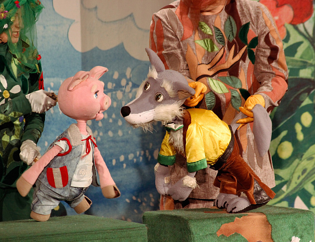 Три веселых поросенка или как подружиться с Волком