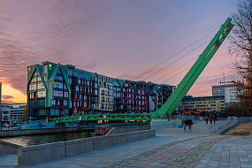 «Холидей Инн Калининград»/«Holiday Inn»