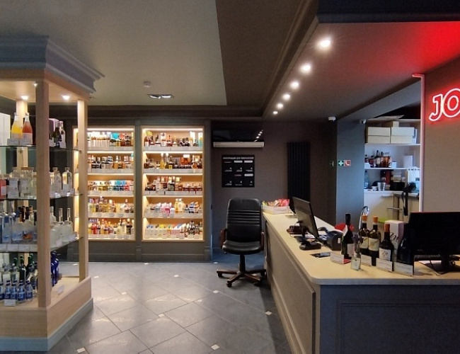 Винный магазин «Joia»