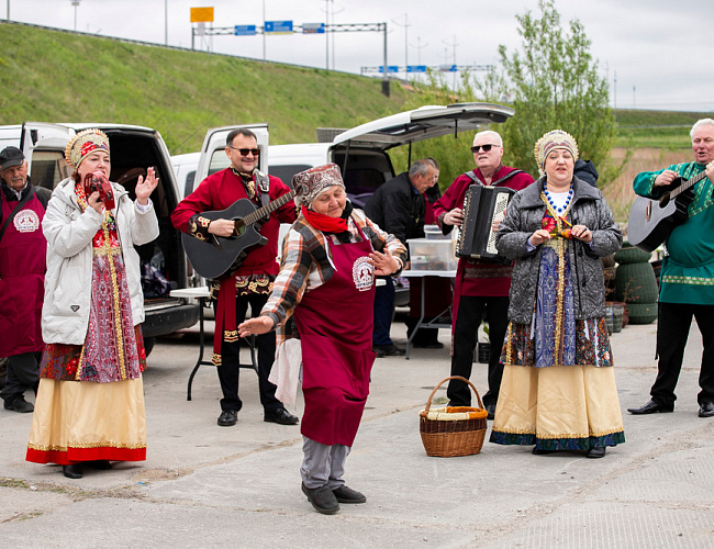 Осенняя ярмарка в Акорус