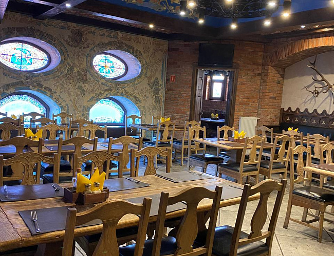 Рыцарский вечер в замке Нессельбек с ужином и рыцарским шоу