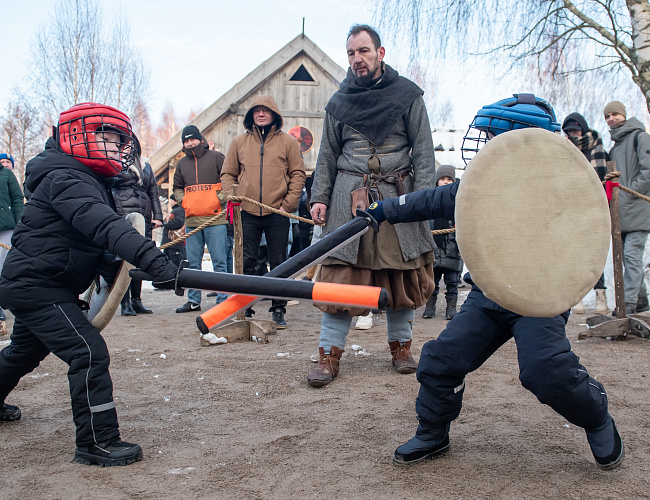Турнир трёх мечей