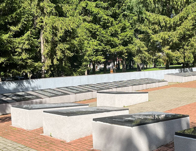 Мемориал воинам Красной Армии, павшим при взятии города