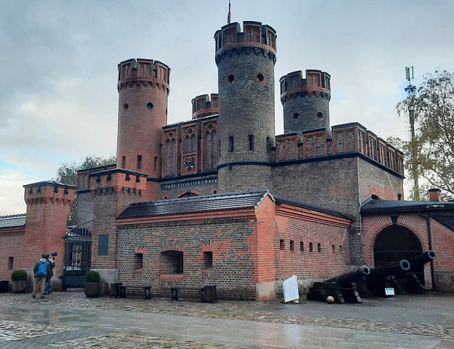Фридрихсбургские ворота