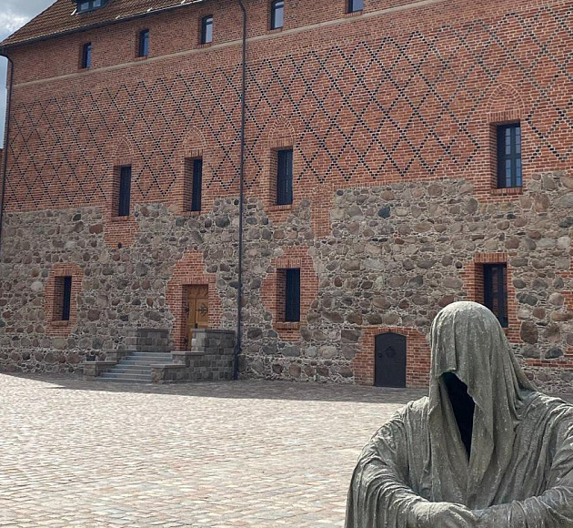 Замок «Тапиау» и город Гвардейск