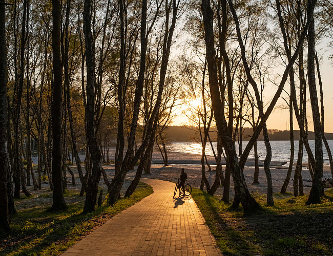 «Фрайдей Центр»/Friday Center: Велопрогулка вдоль Балтийского моря и Зеленоградск 