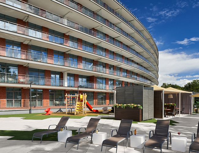 Ресторан Hoffmann / Летний ресторан Hoffmann Terrace