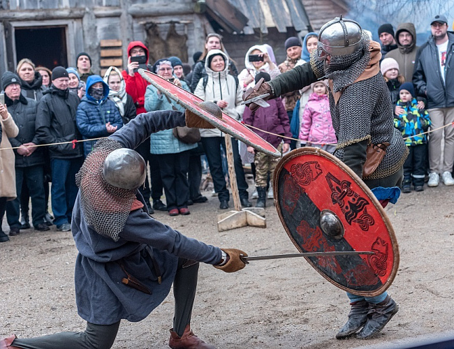 Турнир трёх мечей