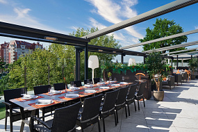 Ресторан Hoffmann / Летний ресторан Hoffmann Terrace