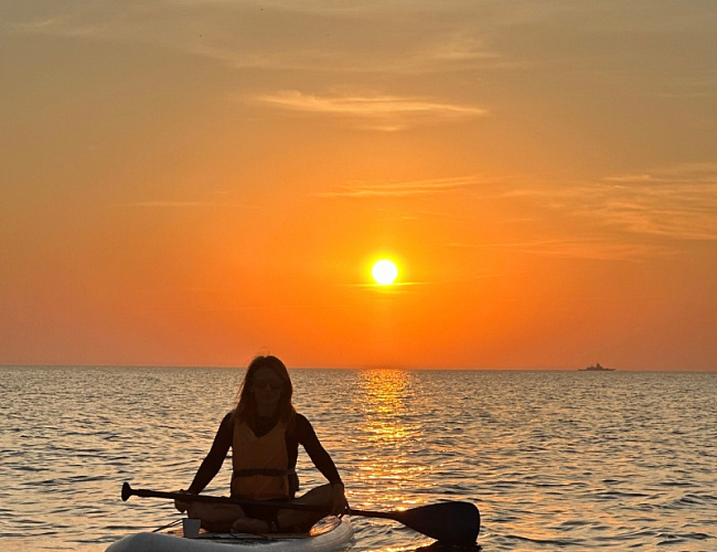 Прогулки на САП - бордах, каяках и велосипедах с "Kayaking bay"