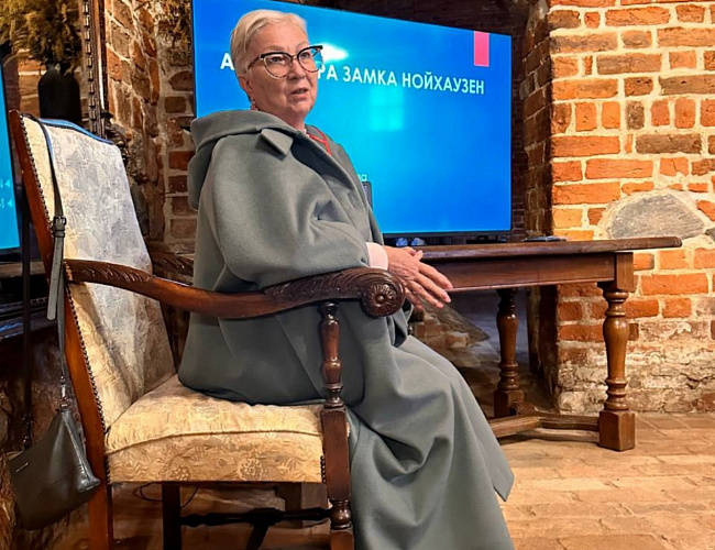 Замок Нойхаузен. История. Архитектура сквозь века