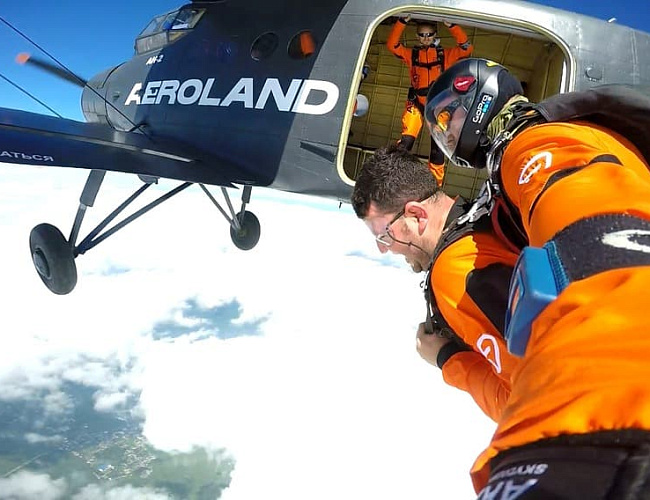 Центр скайдайвинга  в Калининграде "Aeroland Skydive"