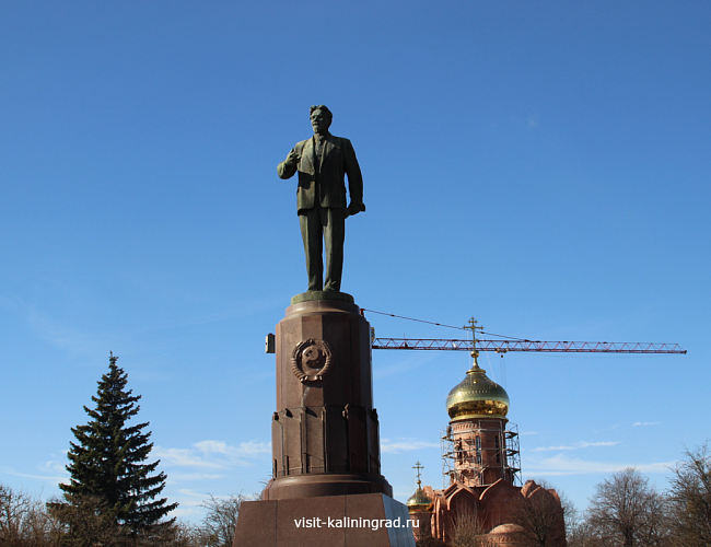 Памятник М.И. Калинину