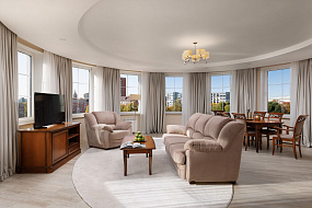 Отель «Kaiserhof» / «Кайзерхоф»