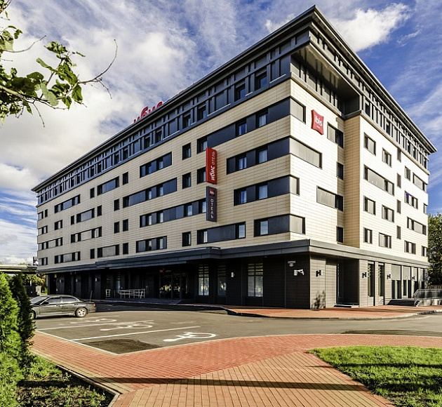 Отель Ibis / «Ибис Калининград»