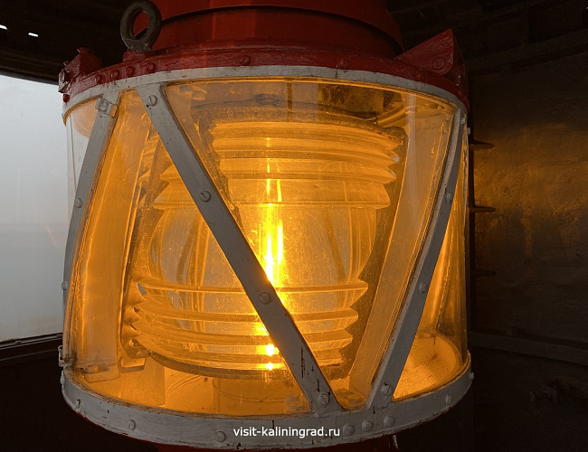 Старый маяк в посёлке Заливино / Маяк Риндерорта