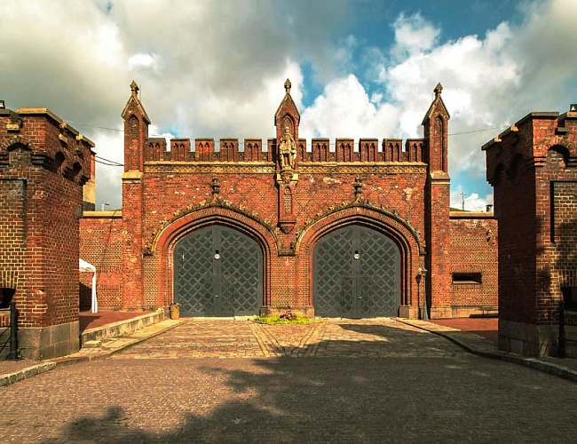 Форты и крепости Кёнигсберга: городские ворота, форт №5, форт №3