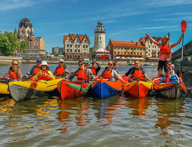 Konig Kayak. Сплав на байдарках по центру города