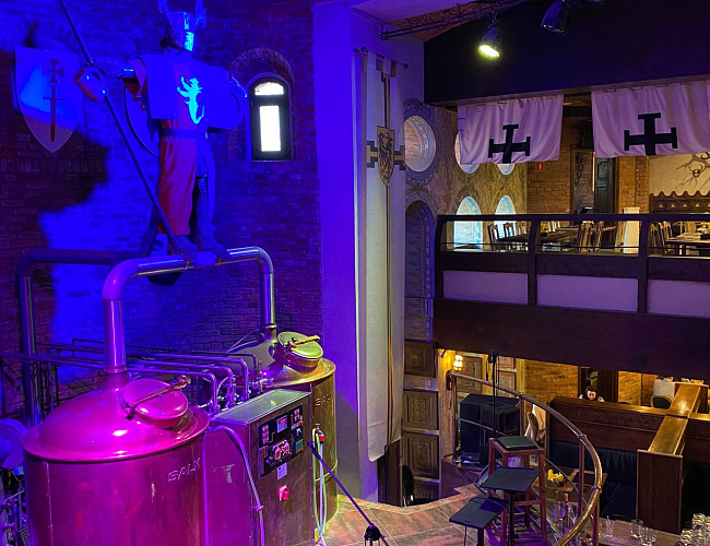 Рыцарский вечер в замке Нессельбек с ужином и рыцарским шоу