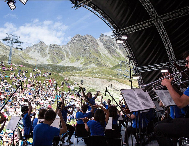 "Международный музыкальный фестиваль в Швейцарии"