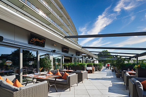 Ресторан Hoffmann / Летний ресторан Hoffmann Terrace
