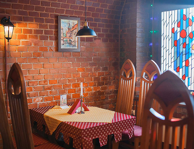 Restaurant "Solnetschnij kamen"