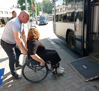 Информация для инвалидов-колясочников по транспортному обслуживанию в г. Калининграде 