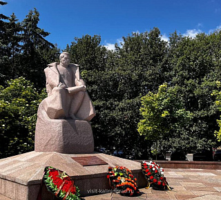 Самая Калининградская улица - 9 апреля