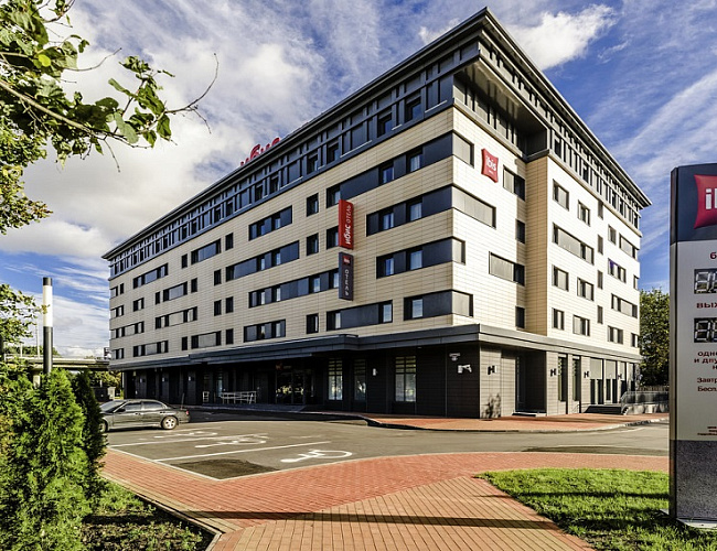 Отель Ibis / «Ибис Калининград»